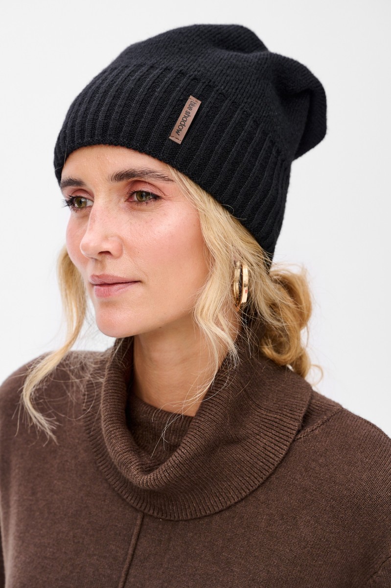 Czapka Damska Quanti Black