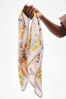 Apaszka YF 6740 Beige Flowers