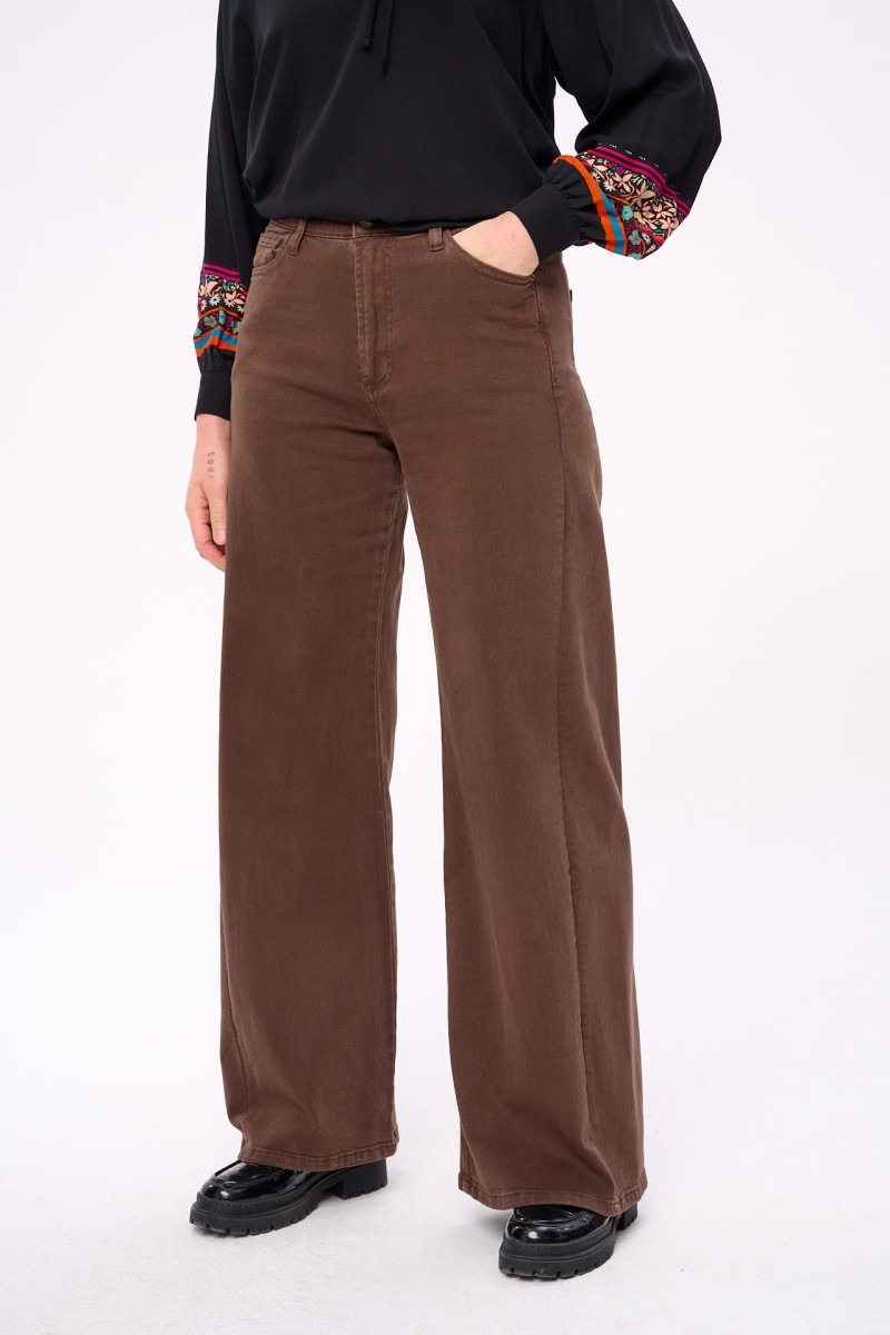 Jeansy Damskie 3D 9240 / 80 Czekolada