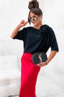 Sweter czarny Wendy z  broszką różą